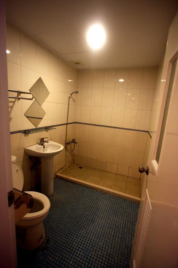 Albergue Color House Taichung Habitación foto