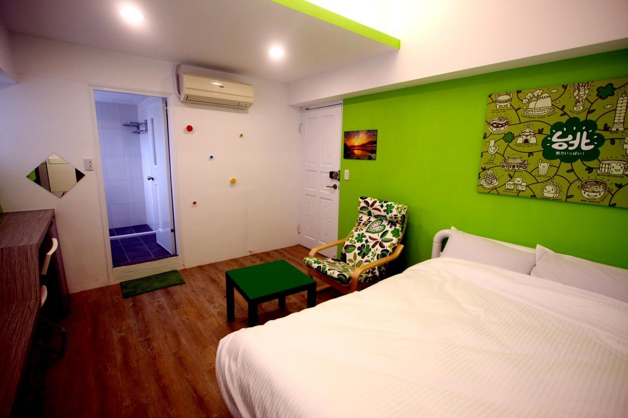 Albergue Color House Taichung Habitación foto